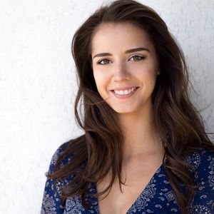 Meet your Posher, Alyson